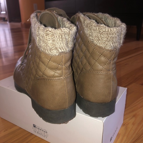 Boots - Picture 2 of 2